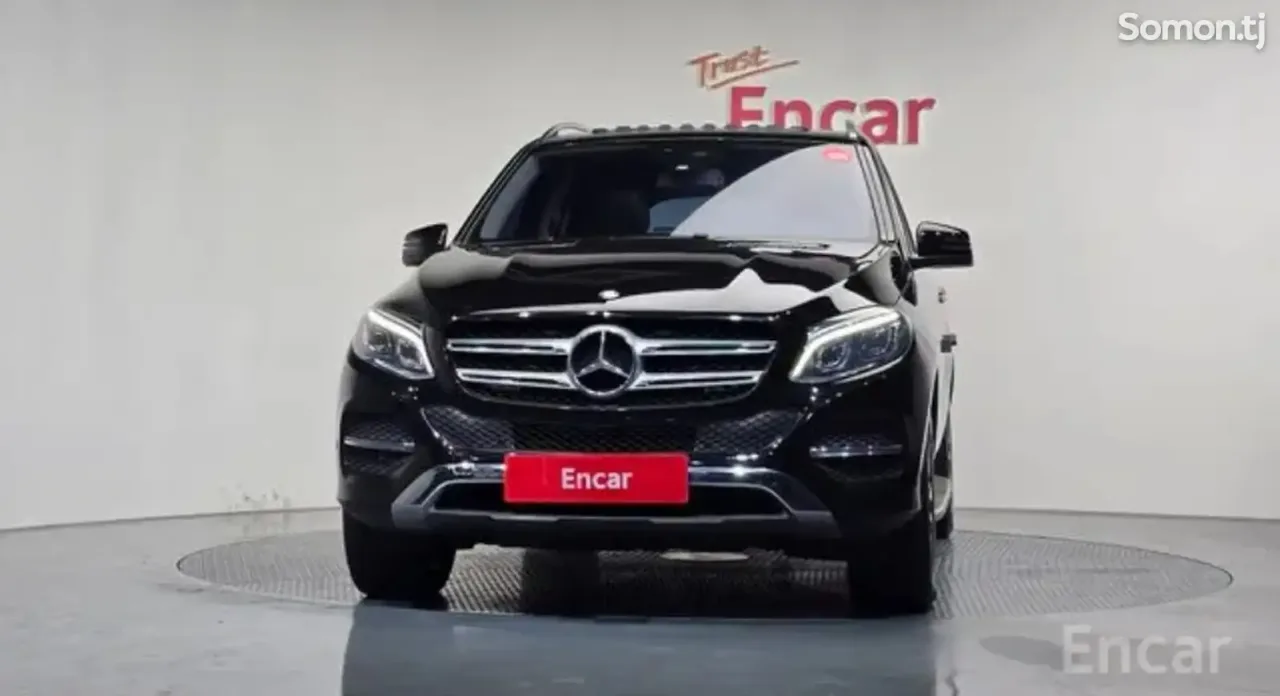 Mercedes-Benz GLE class 2016 · 2.5 AT