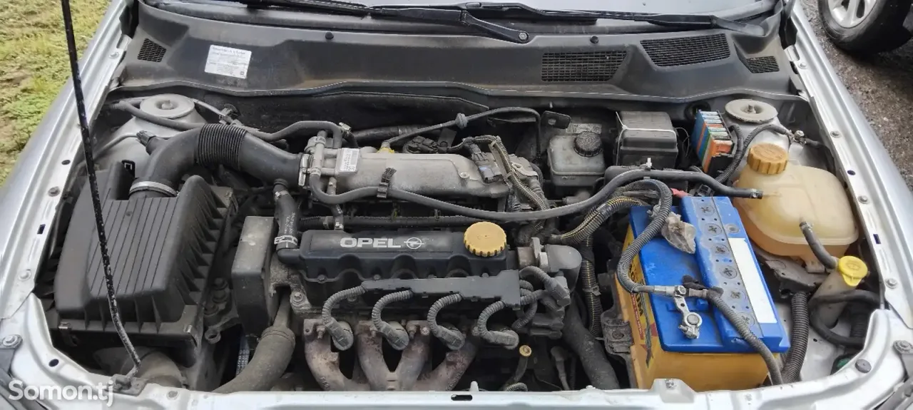 Opel Astra G 1999 · 1.6 MT