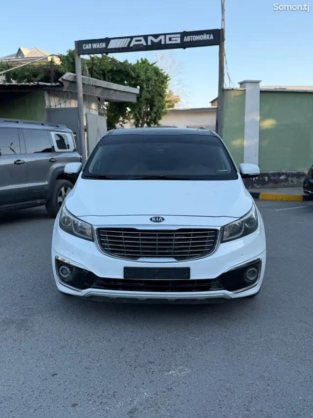 Kia Carnival 2014 · 2.2 AT
