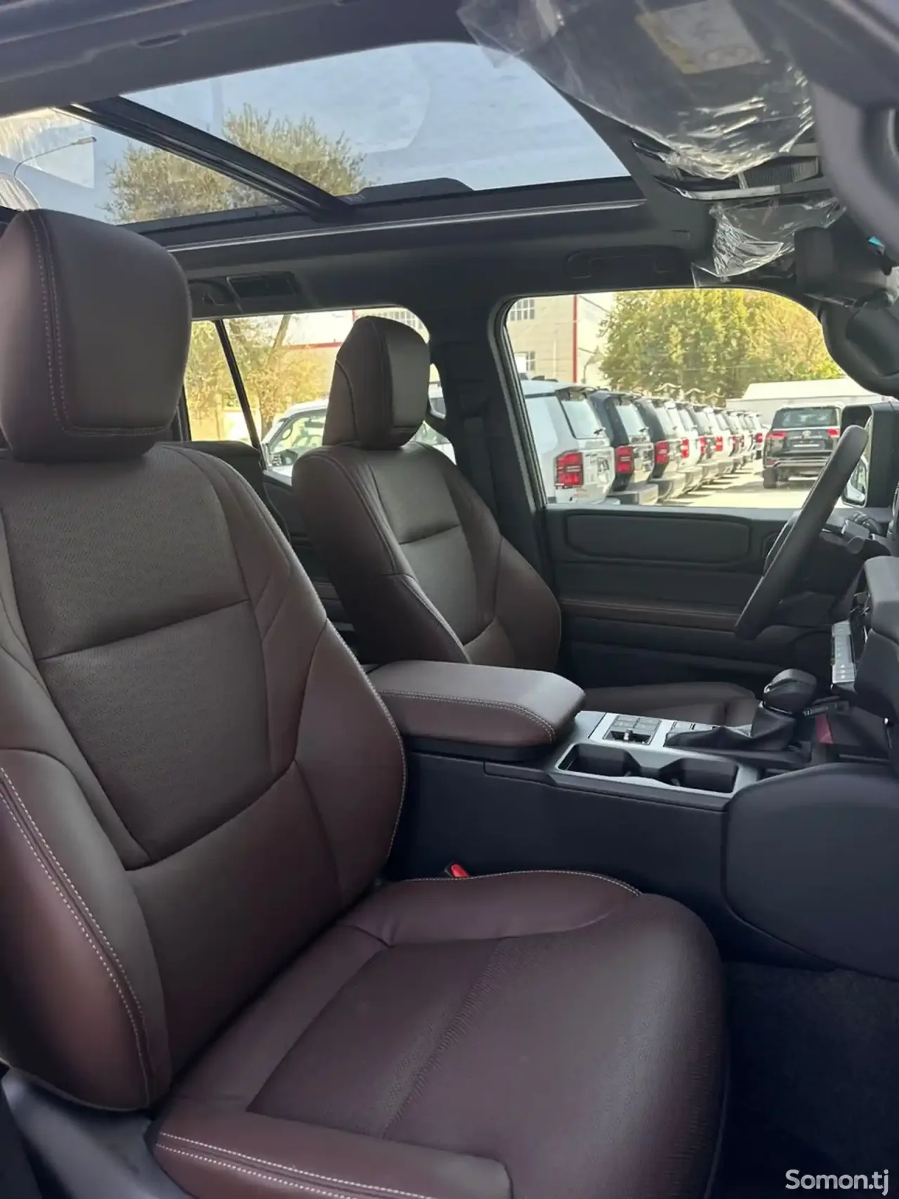 Toyota Land Cruiser Prado 2025 · 2.4 AT