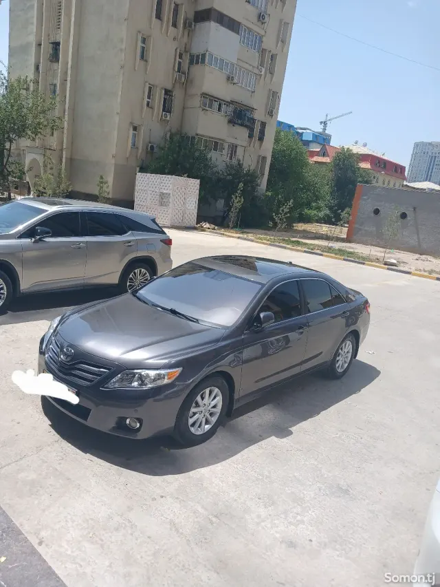 Toyota Camry 2011 · 2.5 AT