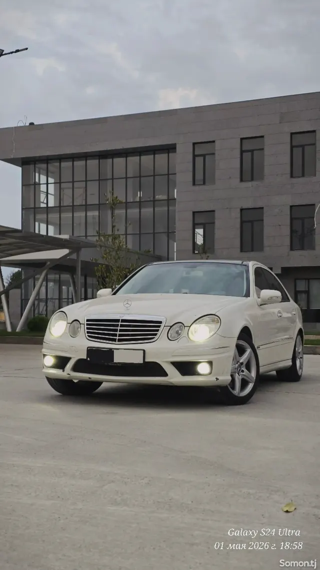Mercedes-Benz E class 2007 · 3.5 AT