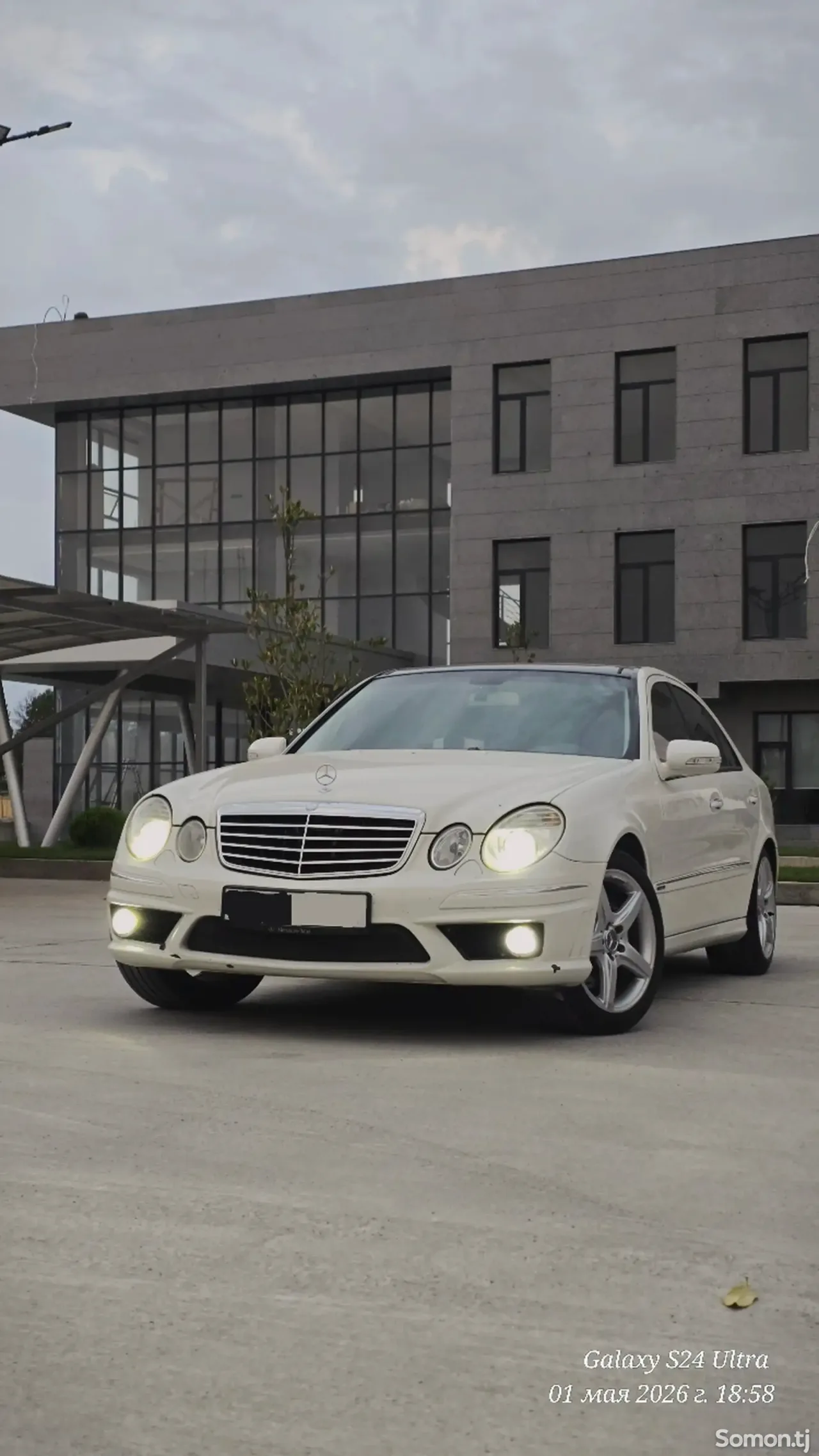 Mercedes-Benz E class 2007 · 3.5 AT