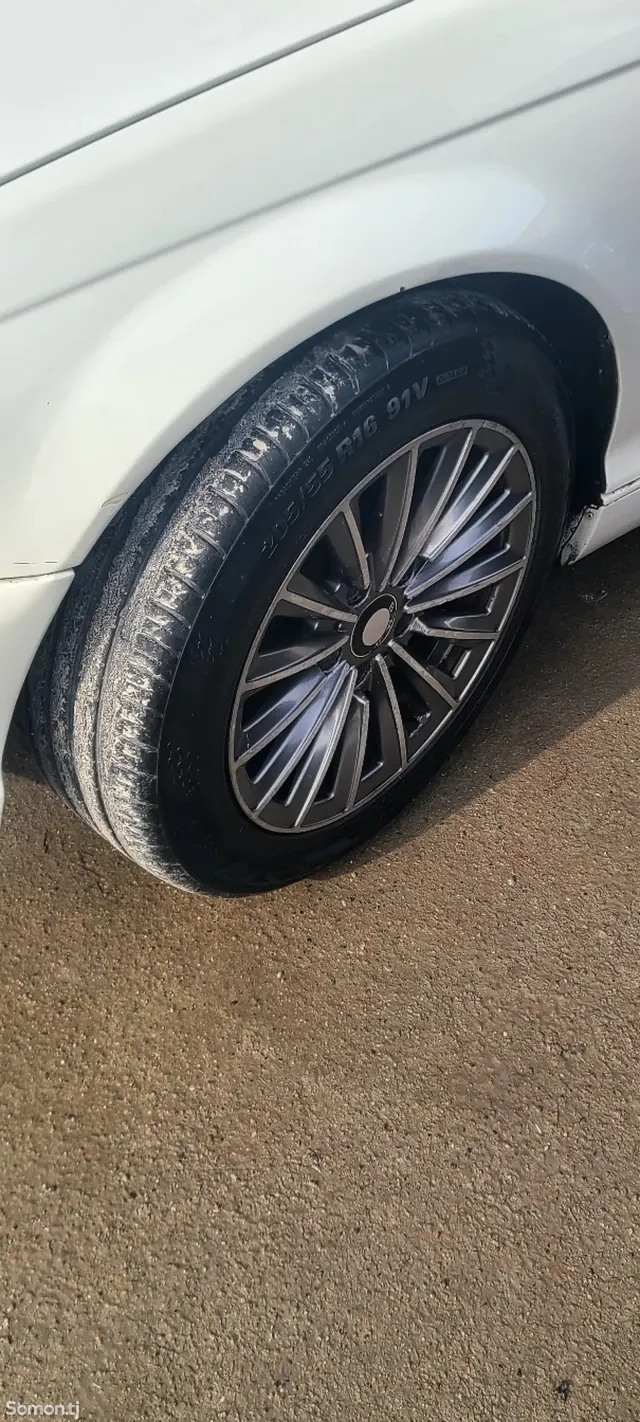 BMW 3 series 2000 · 1.8 MT