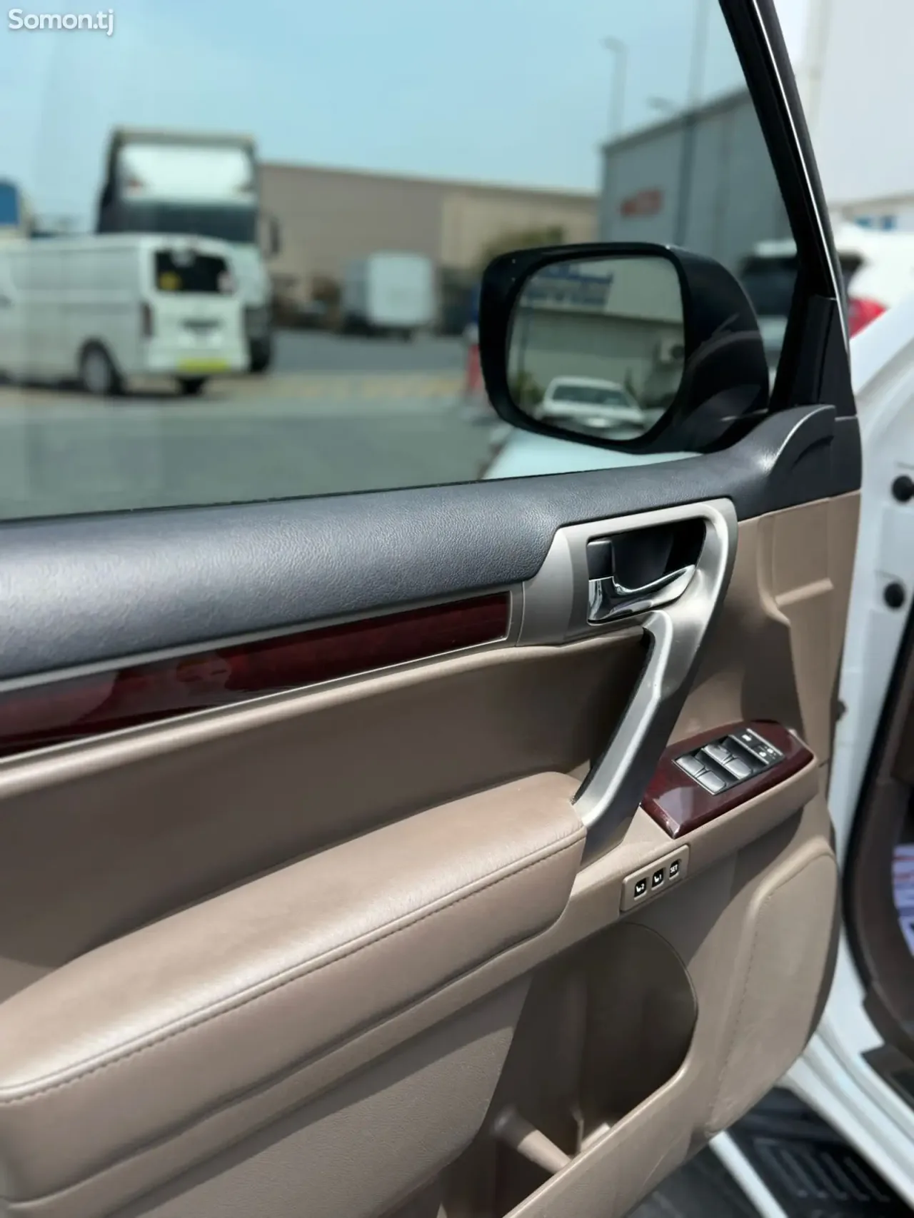 Lexus GX series 2014 · 4.6 AT
