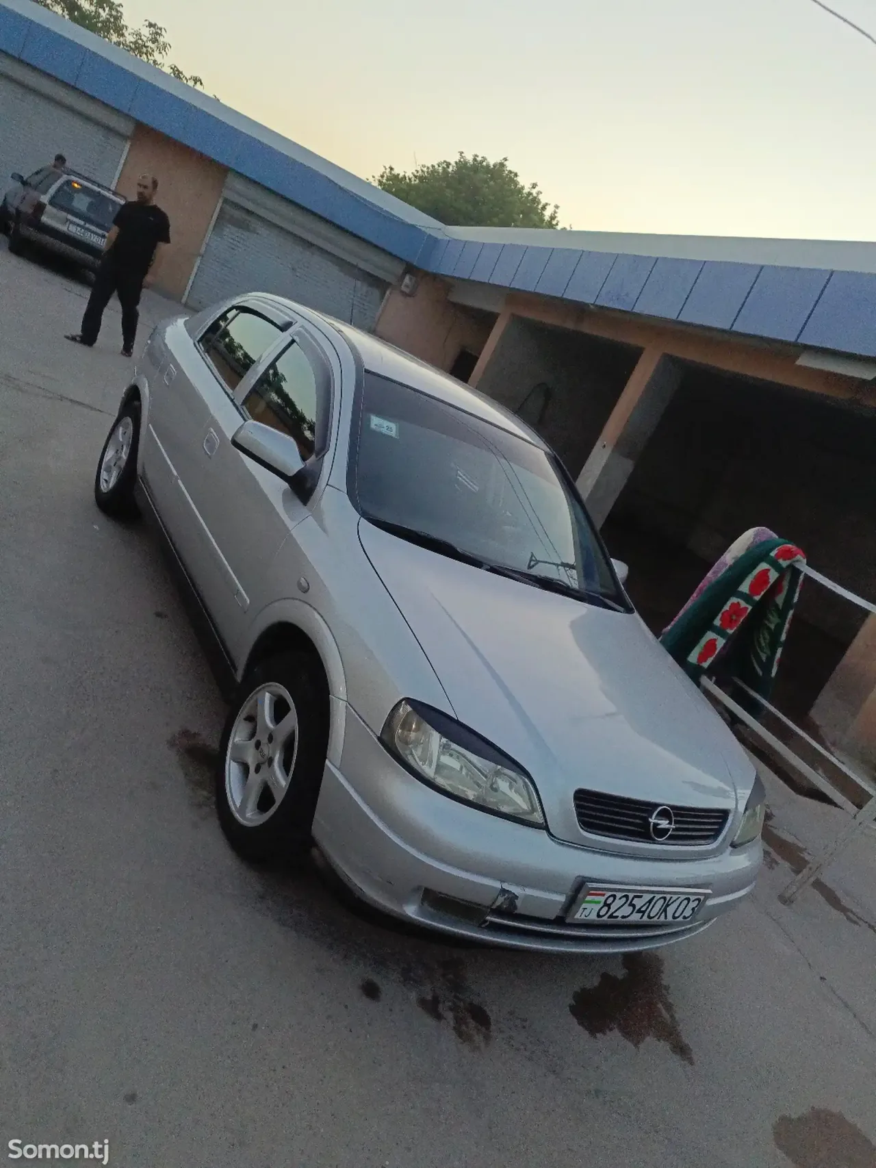 Opel Astra G 1999 · 1.6 MT