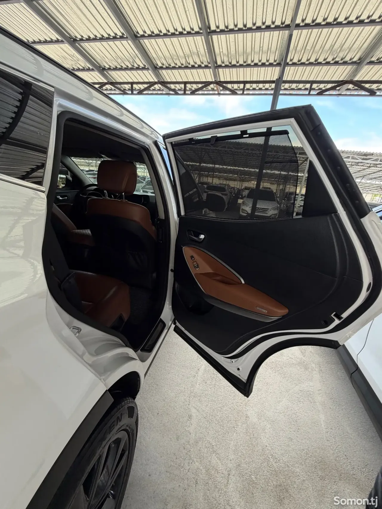 Hyundai Santa Fe 2015 · 2.0 AT