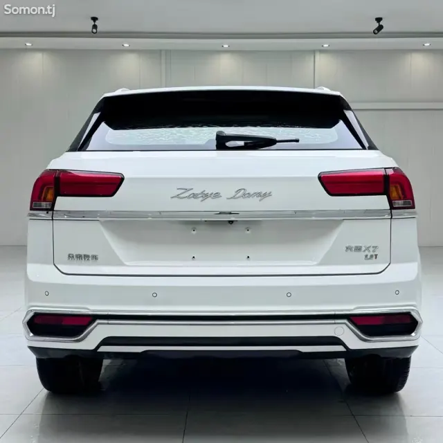 Zotye Domy X7 2018 · 2.0 AT