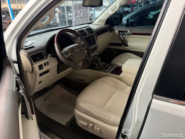 Lexus GX series 2014 · 4.6 AT