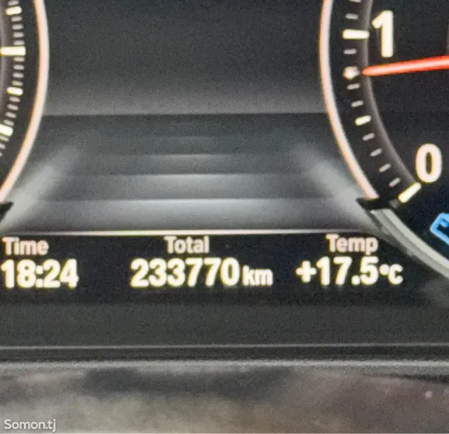 BMW 5 series 2015 · 2.0 AT