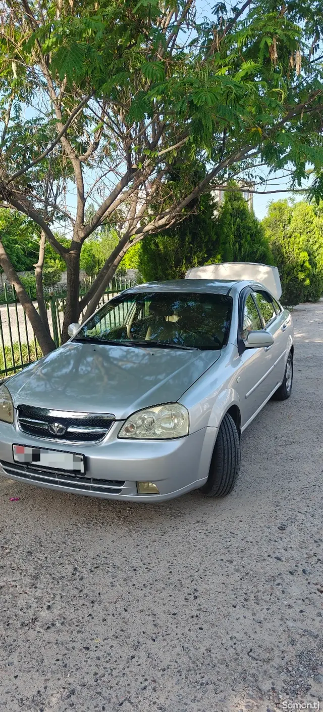 Chevrolet Lacetti 2007 · 1.6 AT