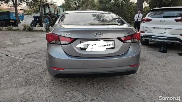 Hyundai Avante 2014 · 1.6 AT