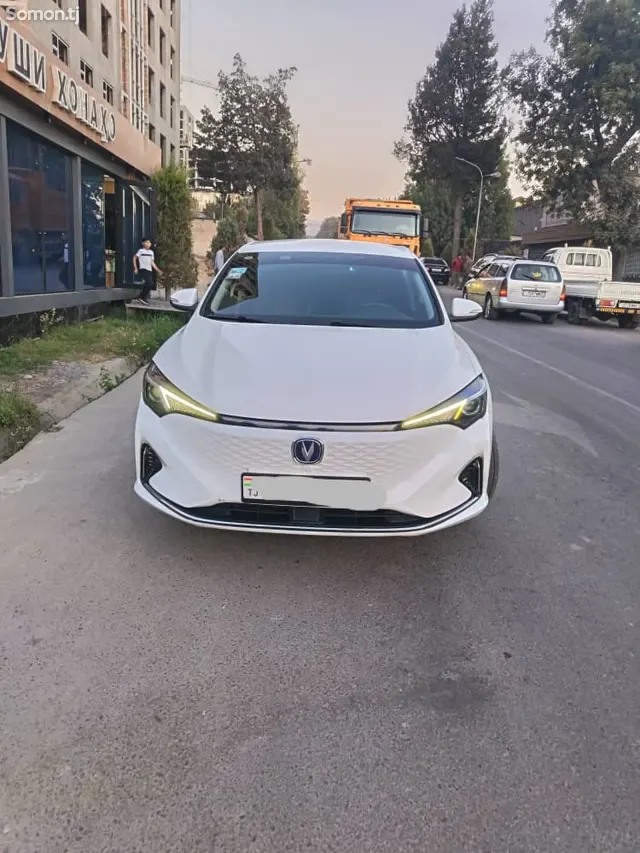 Changan Eado 2023 · AMT