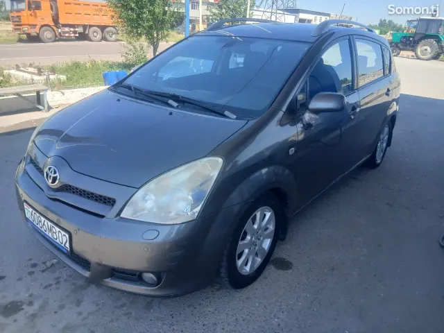 Toyota Corolla Verso 2007 · 2.2 MT