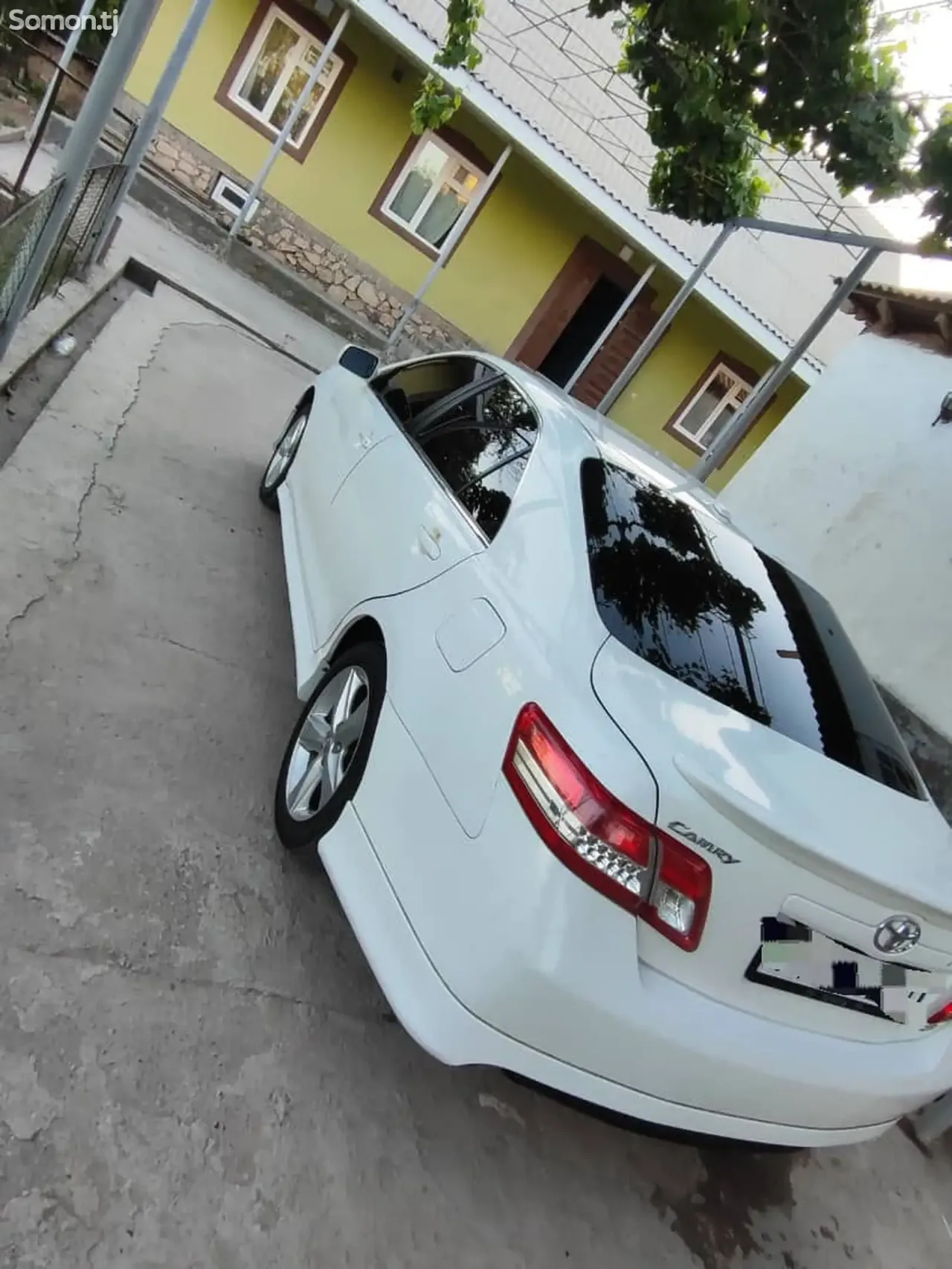 Toyota Camry 2010 · 2.5 AT