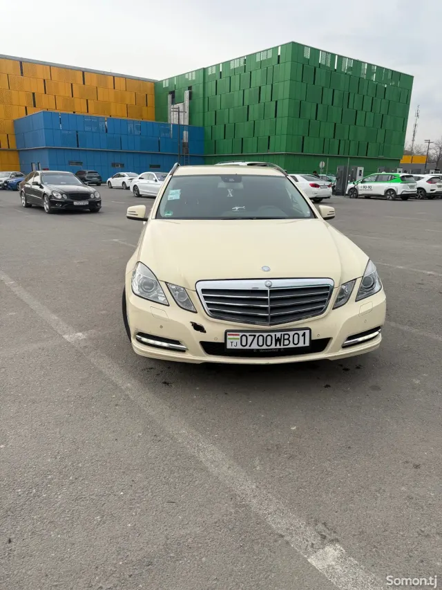 Mercedes-Benz E class 2010 · 2.2 AT