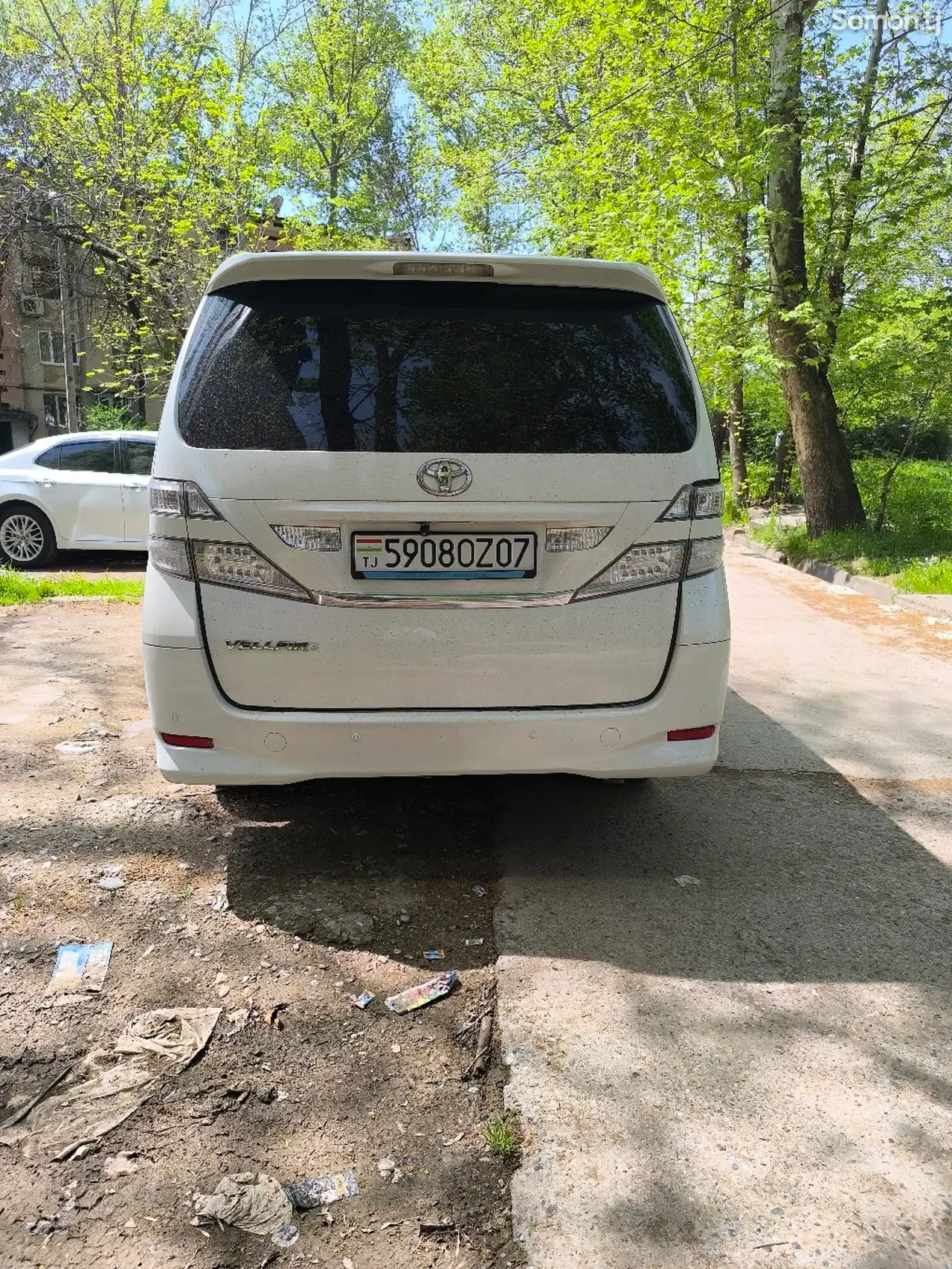 Toyota Vellfire 2008 · 2.4 AT