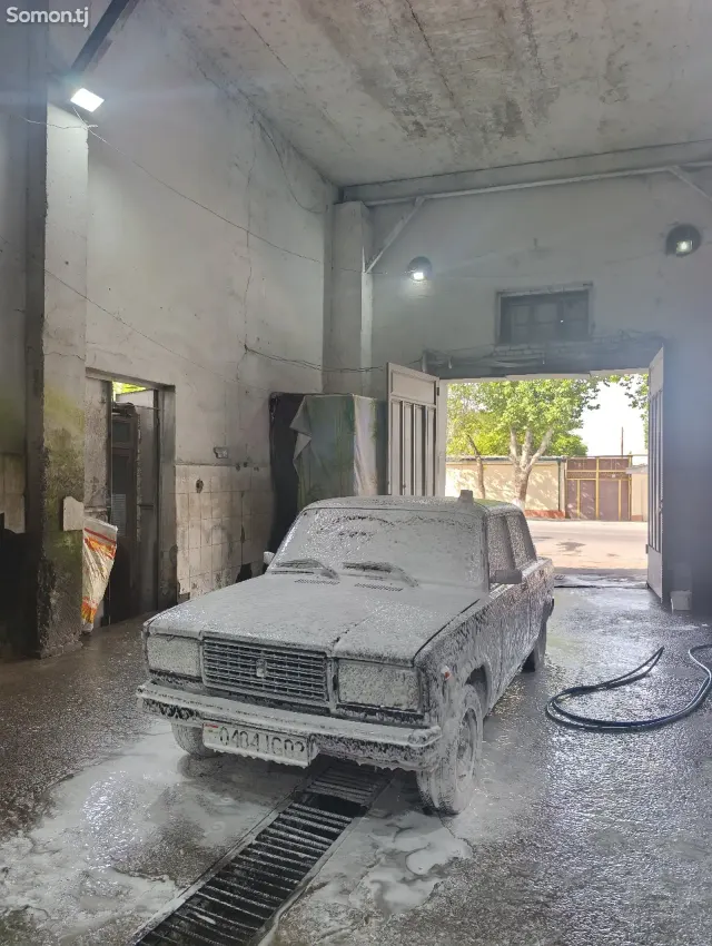 Lada (ВАЗ) 2107 1998 · 1.6 MT