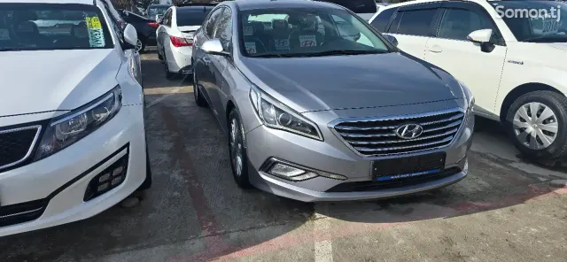 Hyundai Sonata 2015 · 2.0 AT