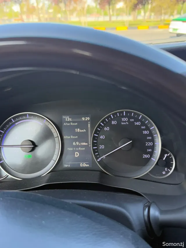 Lexus ES series 2016 · 2.5 AT