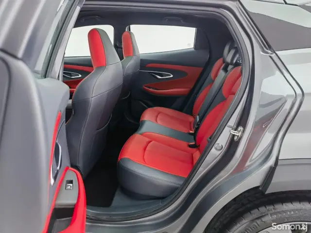 Changan UNI-T 2020 · AT