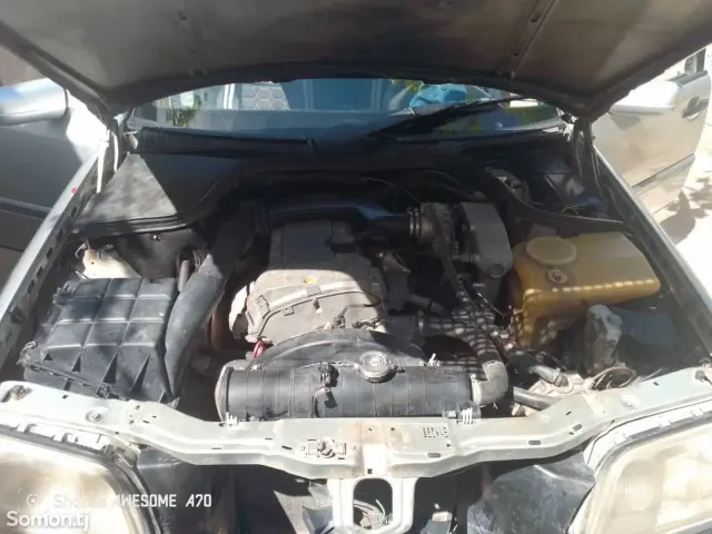 Mercedes-Benz C class 1994 · 1.8 MT
