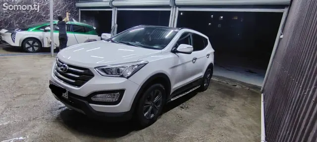 Hyundai Santa Fe 2014 · 2.4 AT