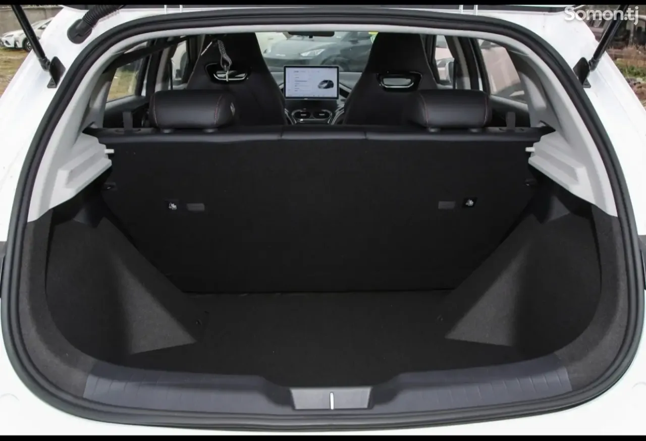 BYD E2 2025 · AMT