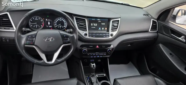 Hyundai Tucson 2016 · 1.6 AT