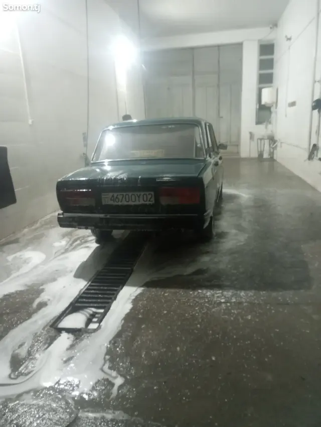 Lada (ВАЗ) 2107 2001 · 1.6 MT