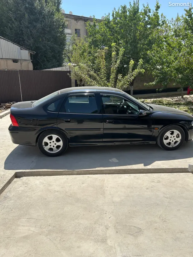 Opel Vectra B 1999 · 1.6 MT
