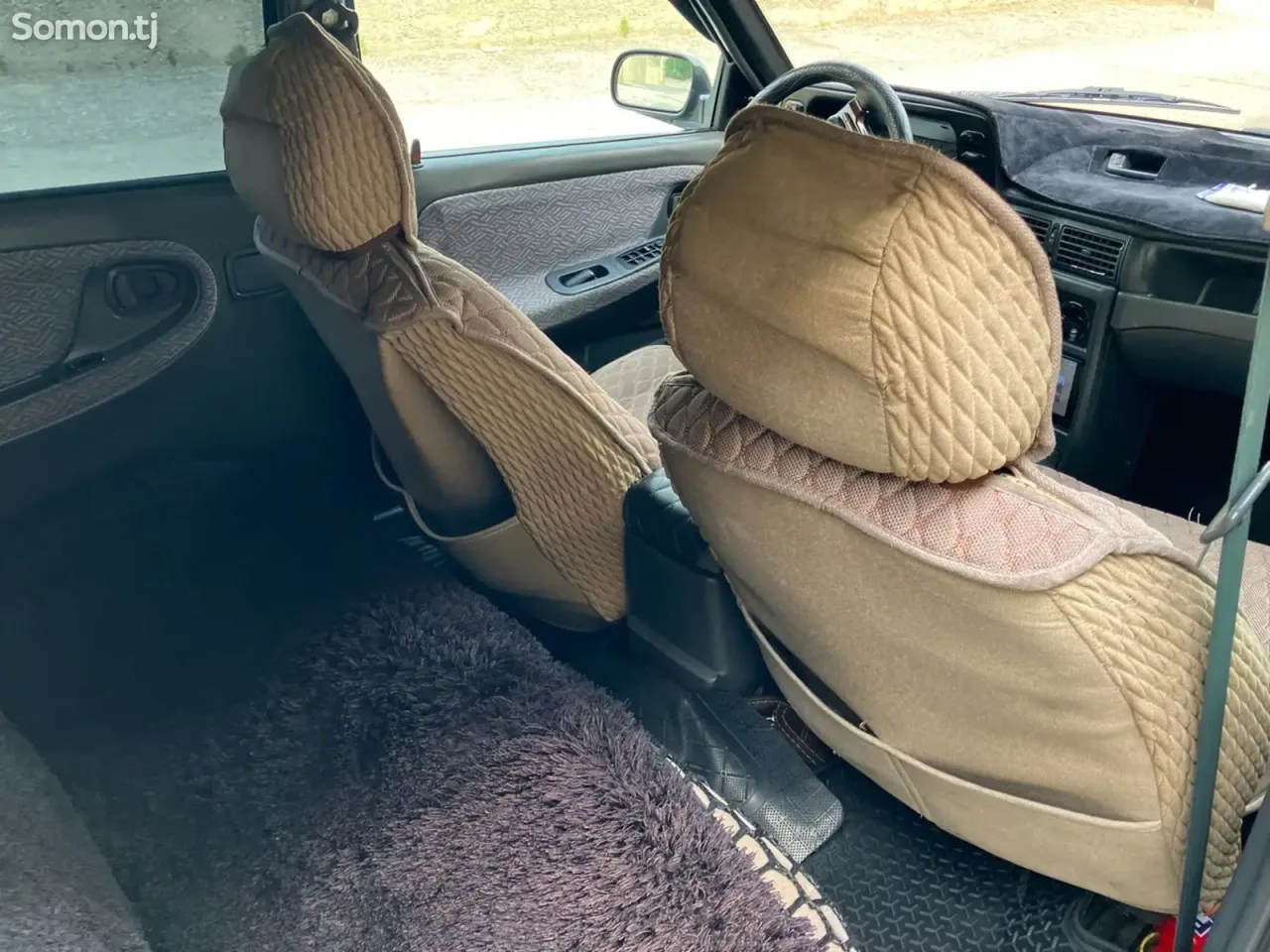 Daewoo Nexia 1995 · 1.6 MT