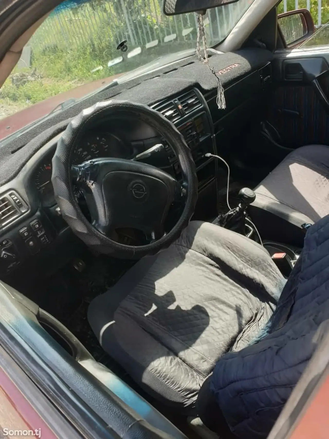 Opel Vectra A 1994 · 1.8 MT