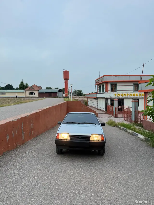Lada (ВАЗ) 21099 2004 · 1.5 MT