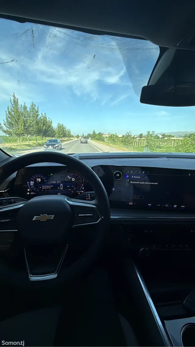 Chevrolet Tahoe 2025 · 5.2 AT