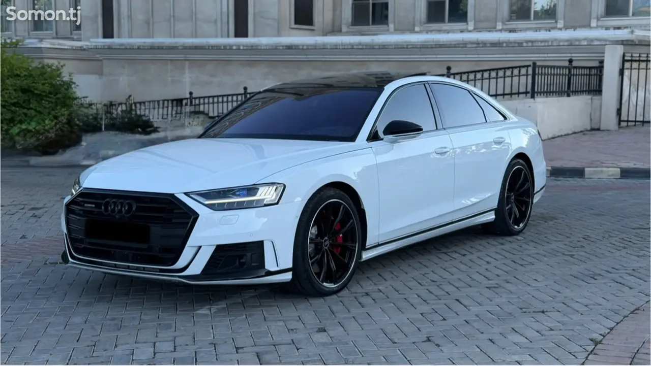 Audi A8 2021 · 4.0 AT