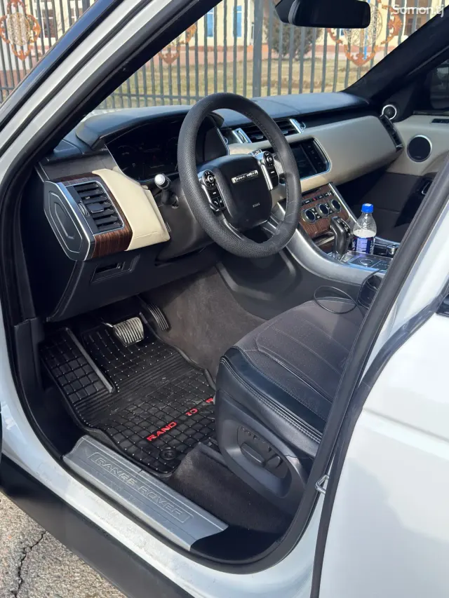 Land Rover Range Rover Sport 2015 · 3.0 AT