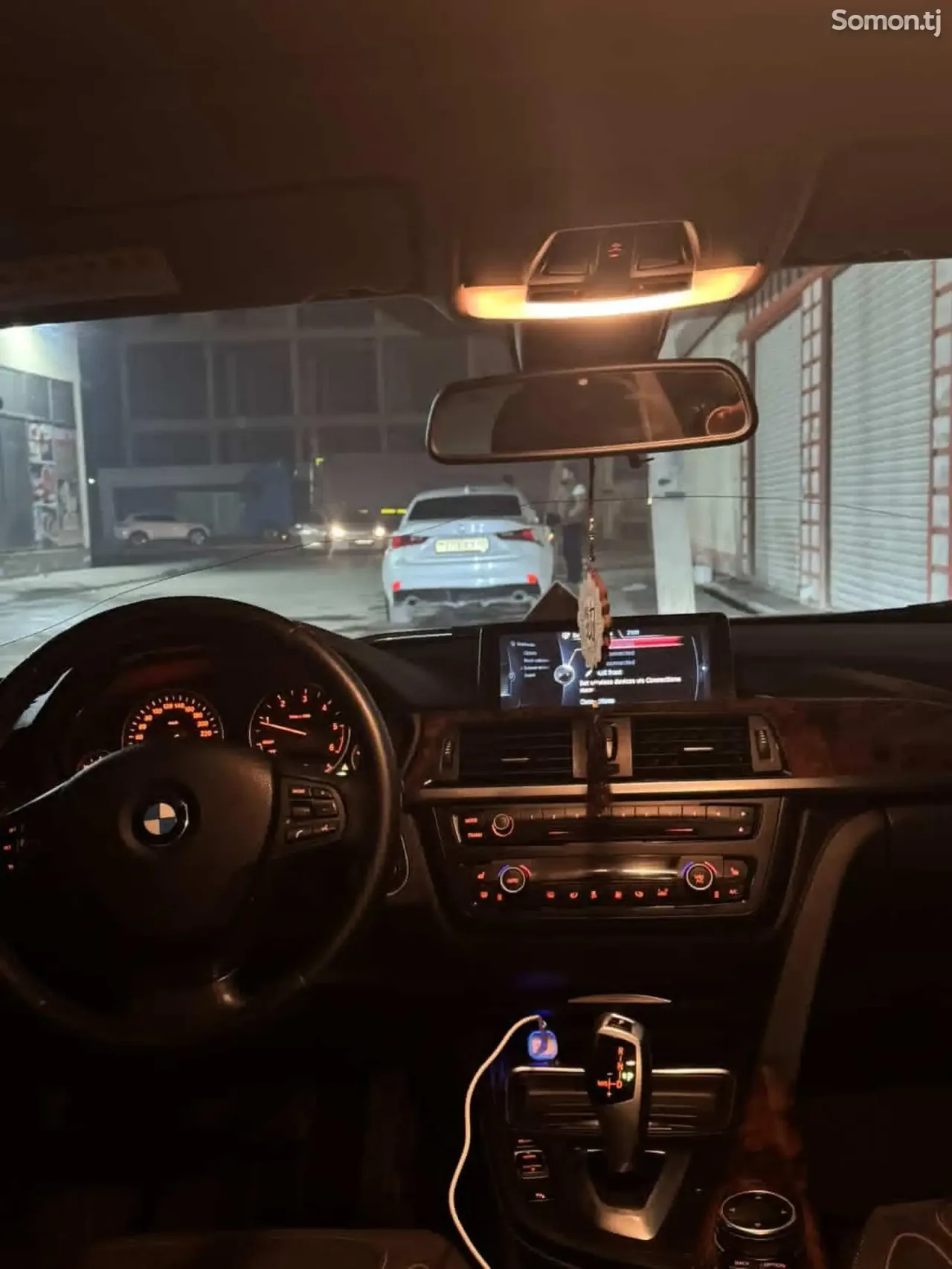 BMW 3 series 2014 · 2.0 AT