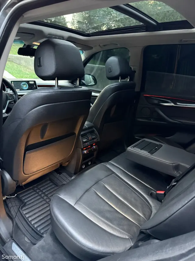 BMW X5 2015 · 3.5 AT