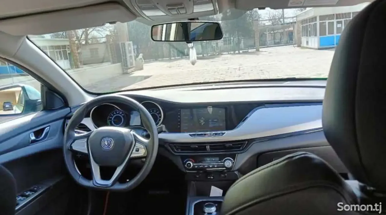 Changan Eado 2023 · AT