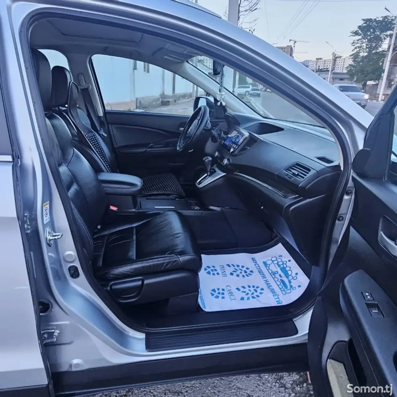 Honda CR-V 2013 · 2.4 AT