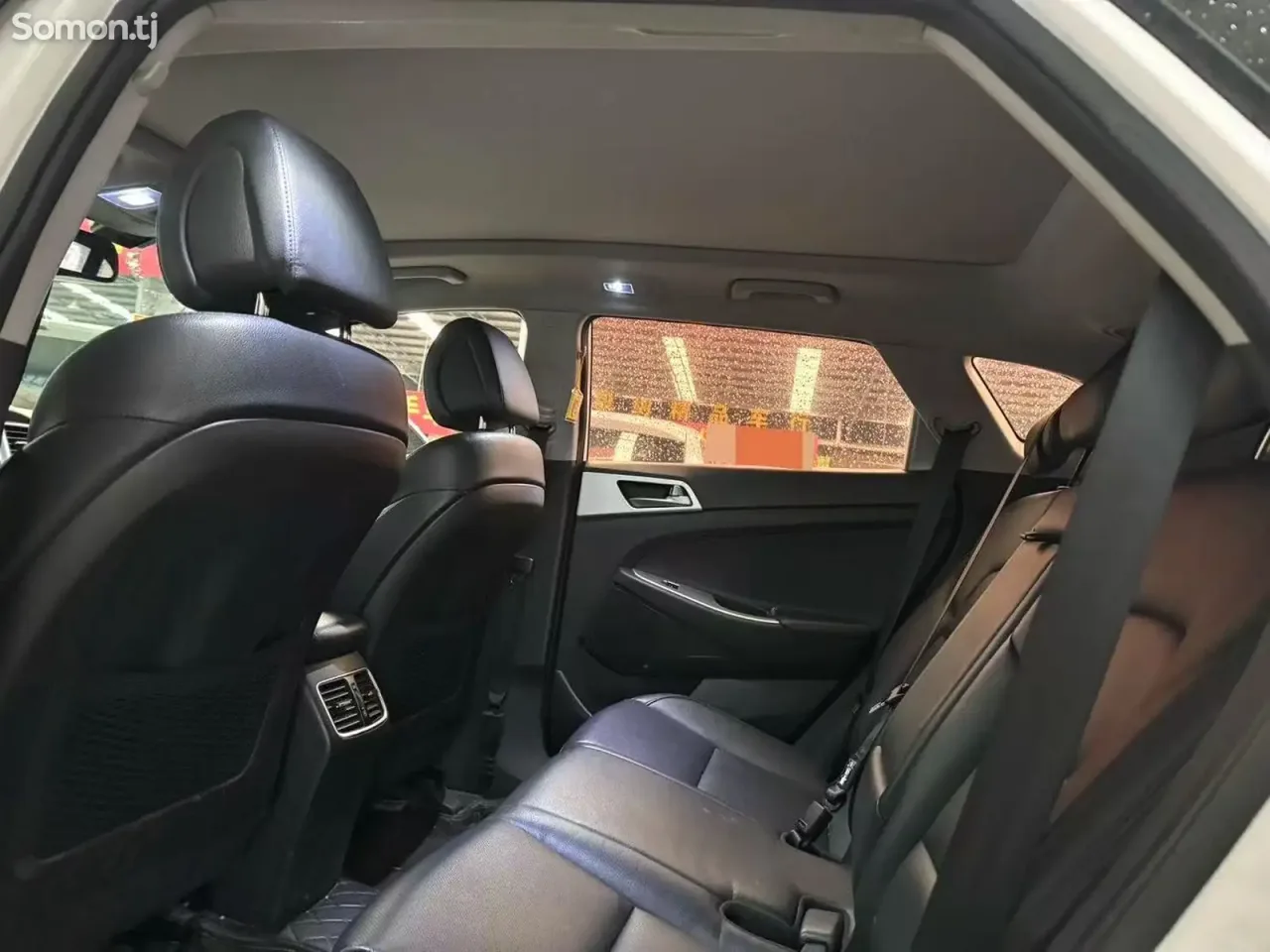 Hyundai Tucson 2016 · 1.6 AT