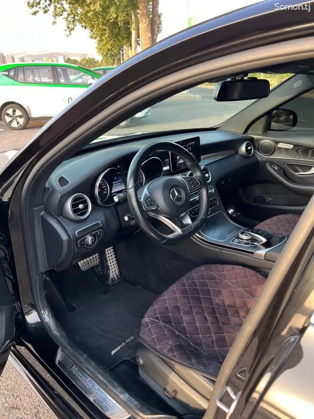 Mercedes-Benz C class 2018 · 2.0 AT
