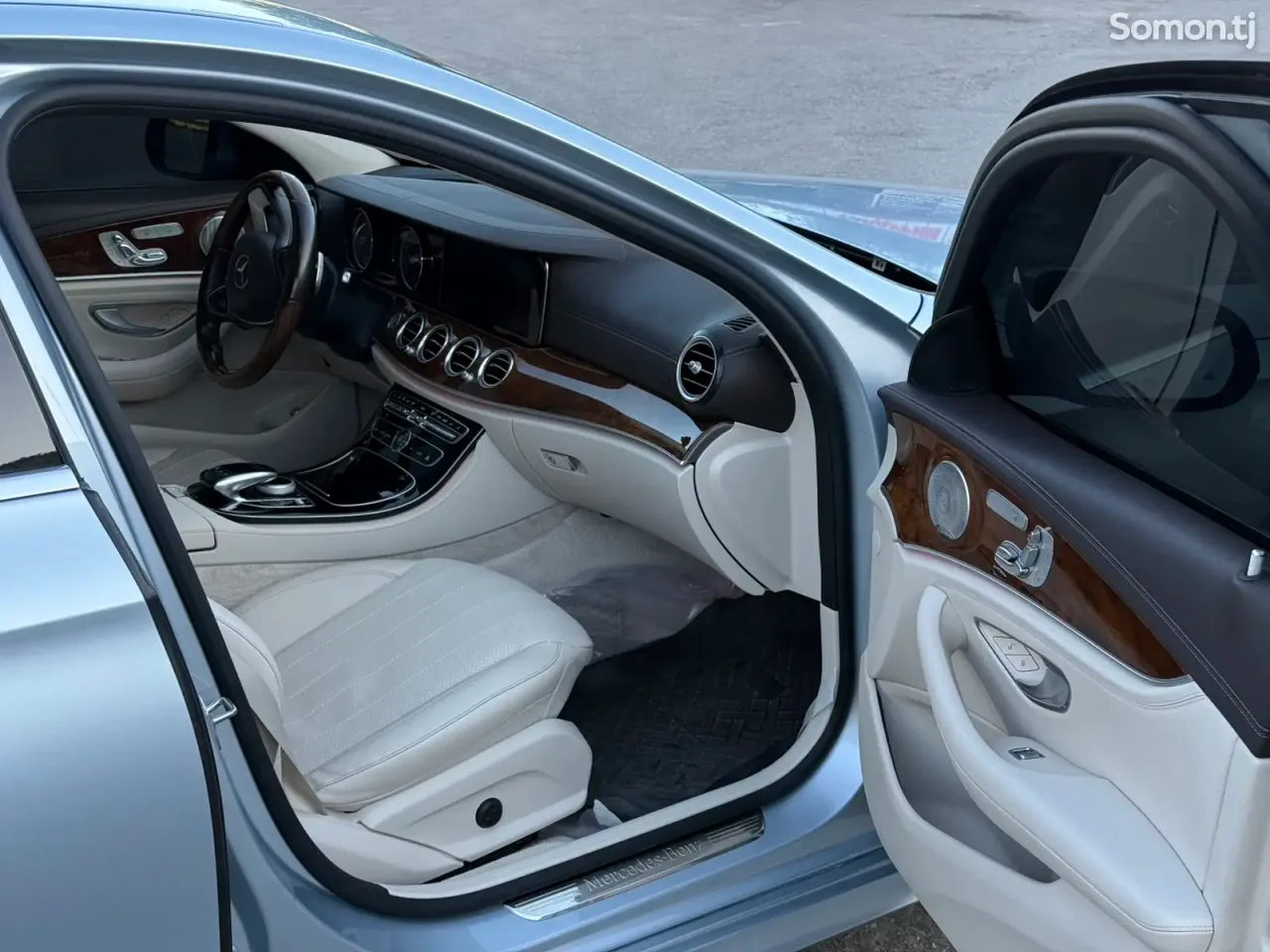 Mercedes-Benz E class 2017 · 2.0 AT