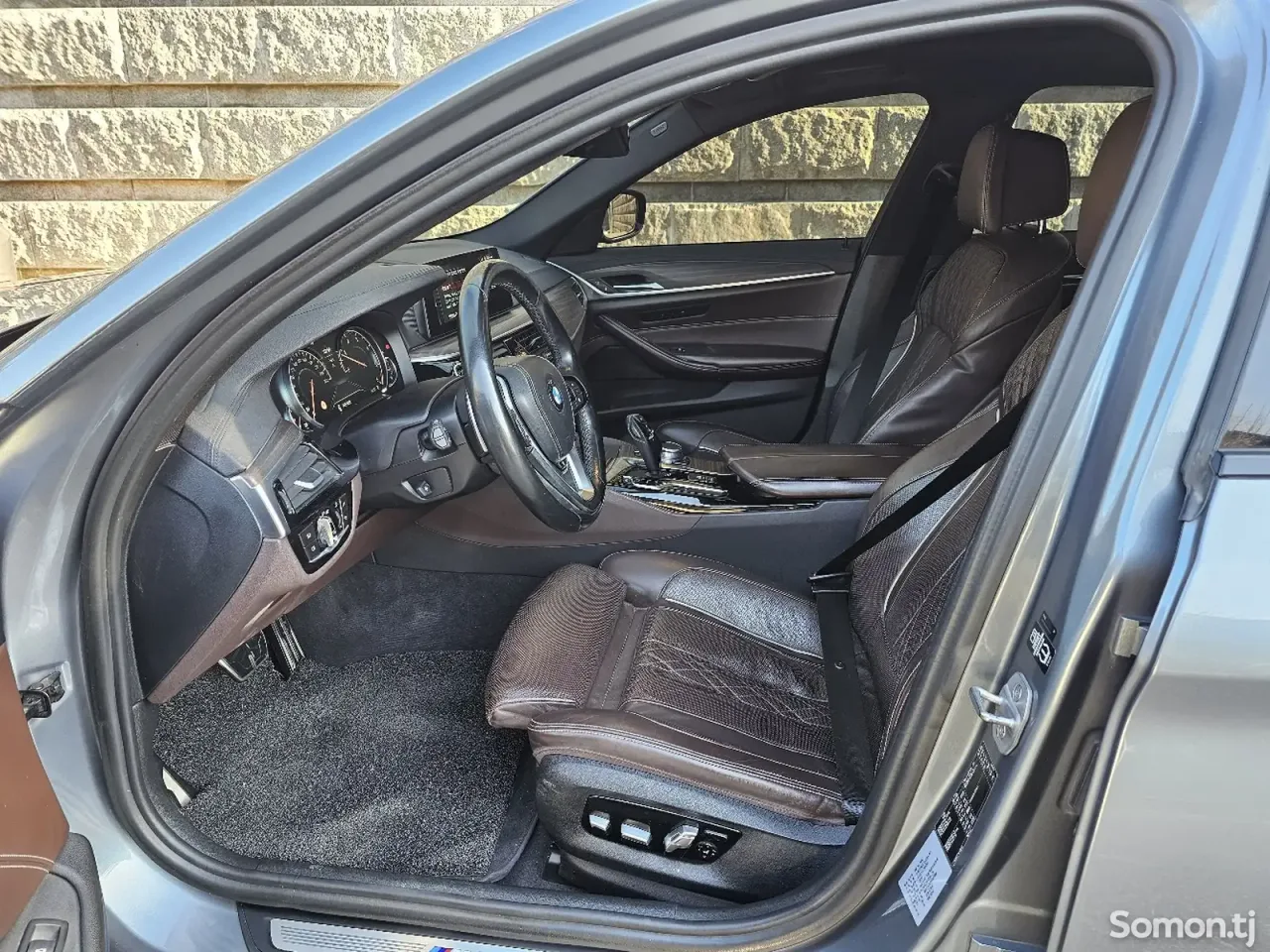 BMW 5 series 2017 · 2.0 AT