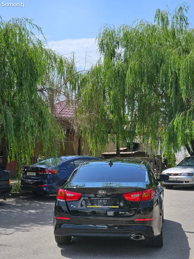 Kia K5 2014 · 2.0 AT