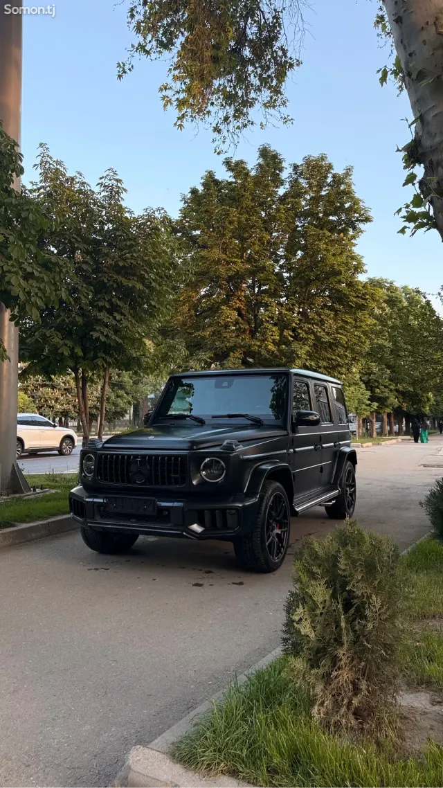Mercedes-Benz G class 2025 · 6.3 AT