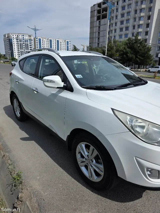 Hyundai Tucson 2014 · 2.0 AT