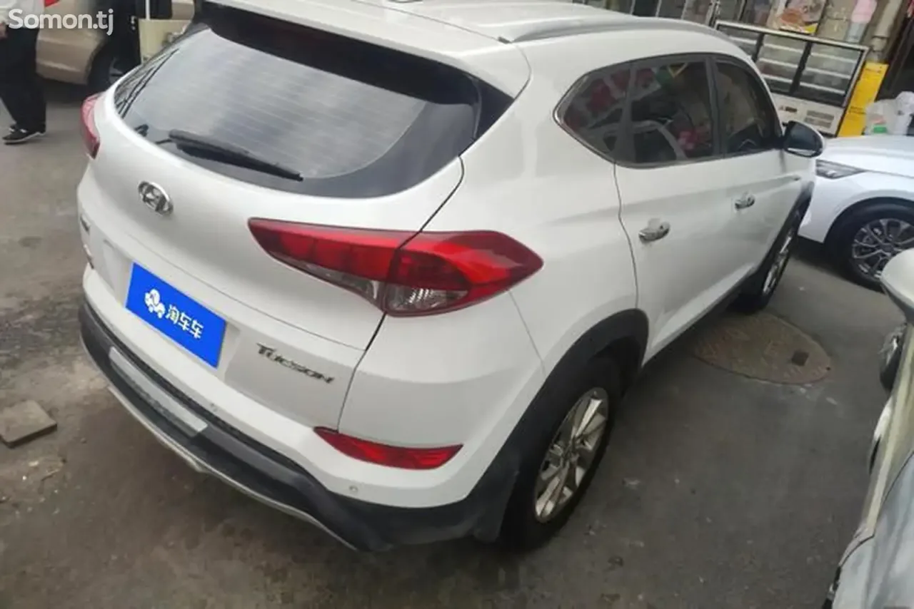 Hyundai Tucson 2017 · 1.6 AT