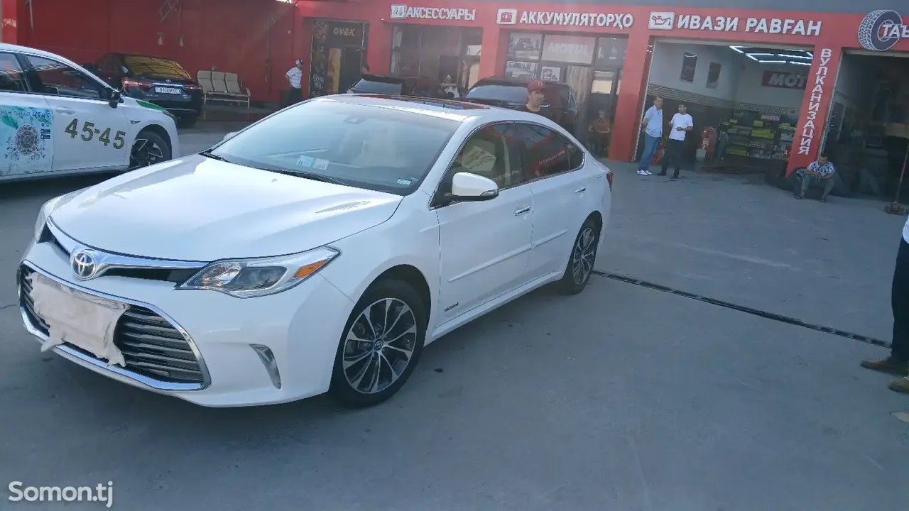 Toyota Avalon 2018 · 2.5 AT